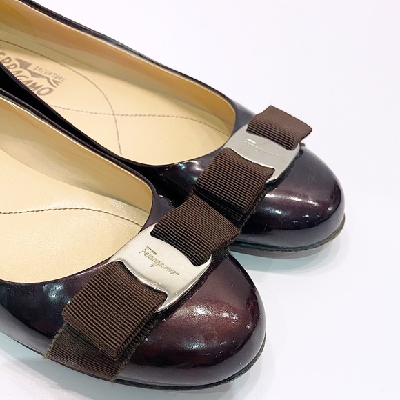 Ferragamo Brown Patent Leather Flats - Picture 7 of 12